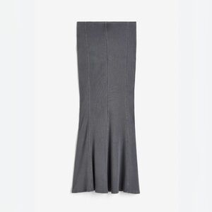 H&M Ribbed Mermaid Skirt